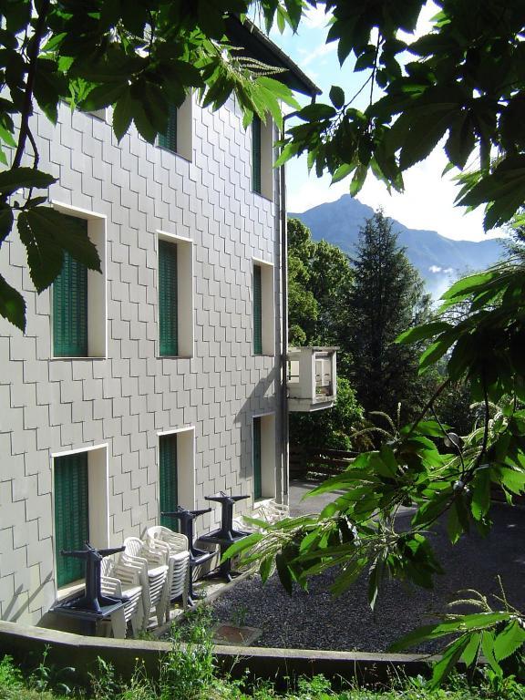 Appartements Les Pins Cierp Esterno foto
